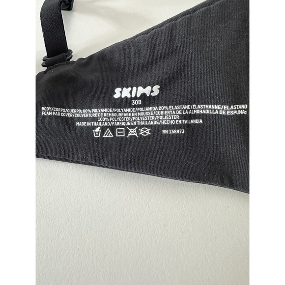 New Skims Fits Everybody Bra Size 30 B Onyx Black‎ Intimates - Picture 3 of 6